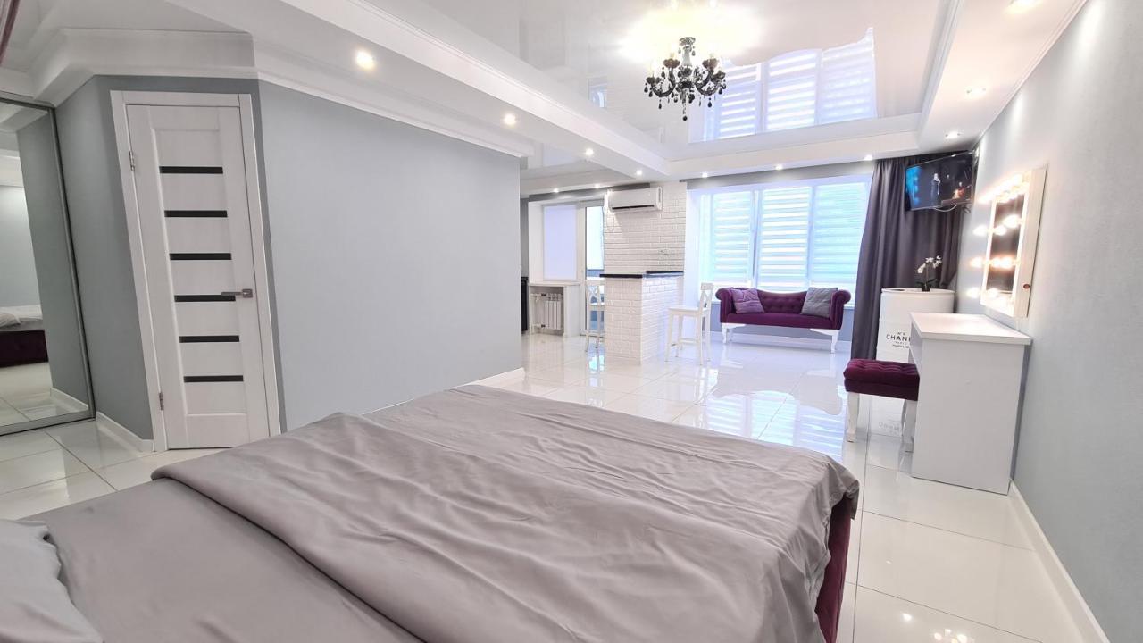Apartaments On Prospekt Mira 35 Krivoi Rog Exterior foto