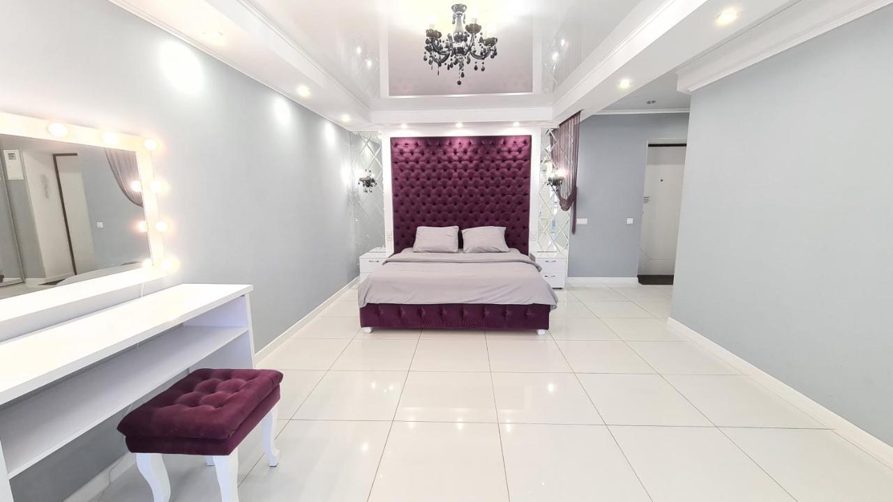 Apartaments On Prospekt Mira 35 Krivoi Rog Exterior foto