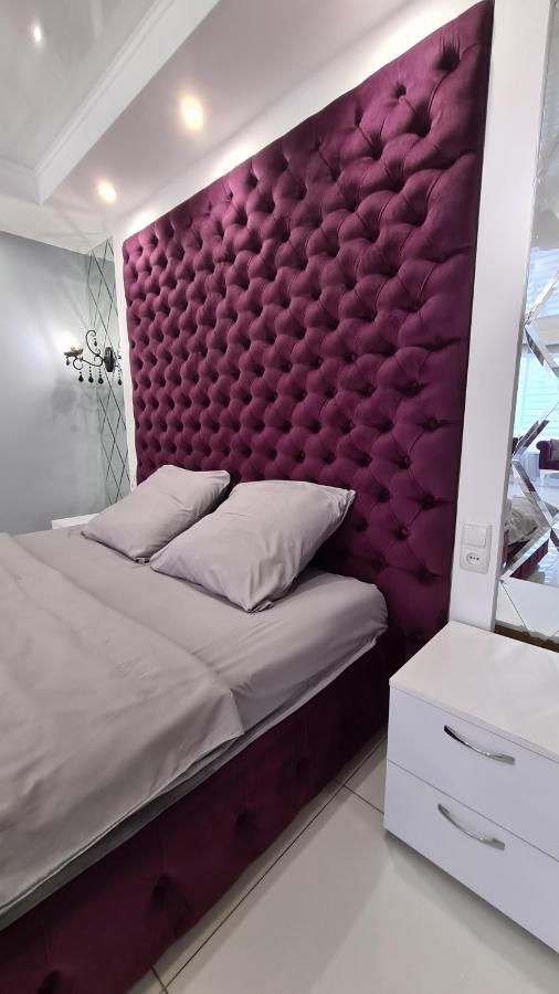 Apartaments On Prospekt Mira 35 Krivoi Rog Exterior foto