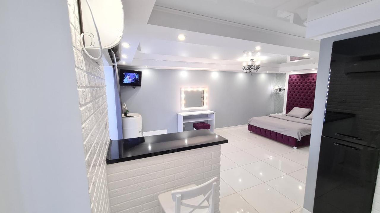 Apartaments On Prospekt Mira 35 Krivoi Rog Exterior foto
